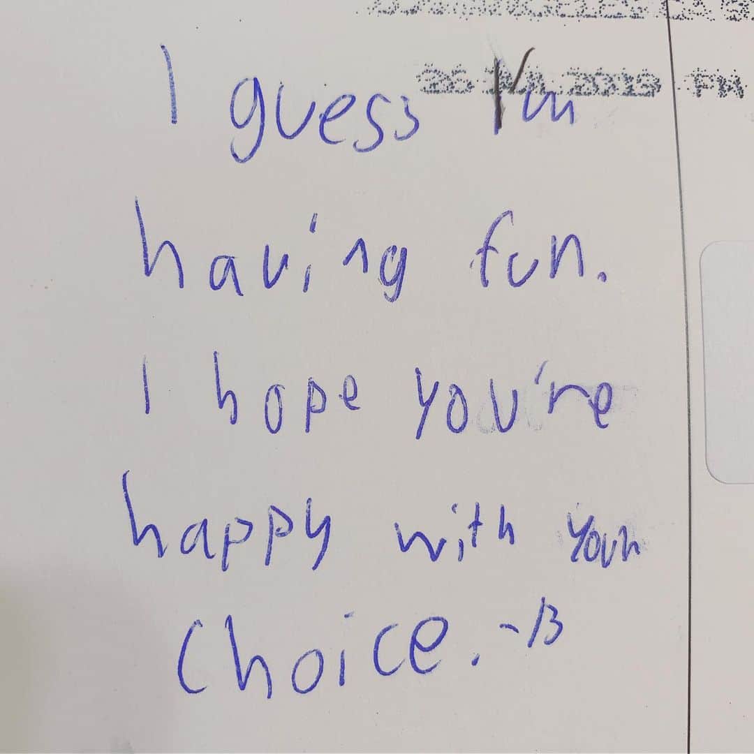 ヘザー・マクドナルドのインスタグラム：「My one and only postcard from my son who I sent to this “horrible prison camp” on beautiful Catalina Island in Southern California. Swipe to see his living conditions. I discuss visiting his camp, my trip to Napa Valley filming a new TV show, the horrendous #OleMiss murder, and Peter even makes a few unexpected appearances on an ALL NEW Juicy Scoop up now!」