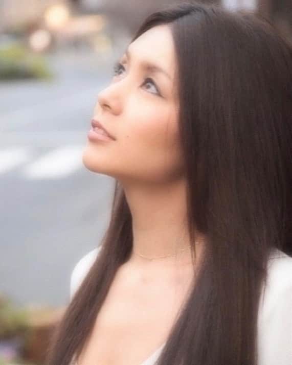 のインスタグラム：「懐かしの…  Mayoさんに 昔撮って貰った写真❀.*･ﾟ  出て来た…  何歳だろ…  #懐かしい写真 #photo #Nostalgicphoto」