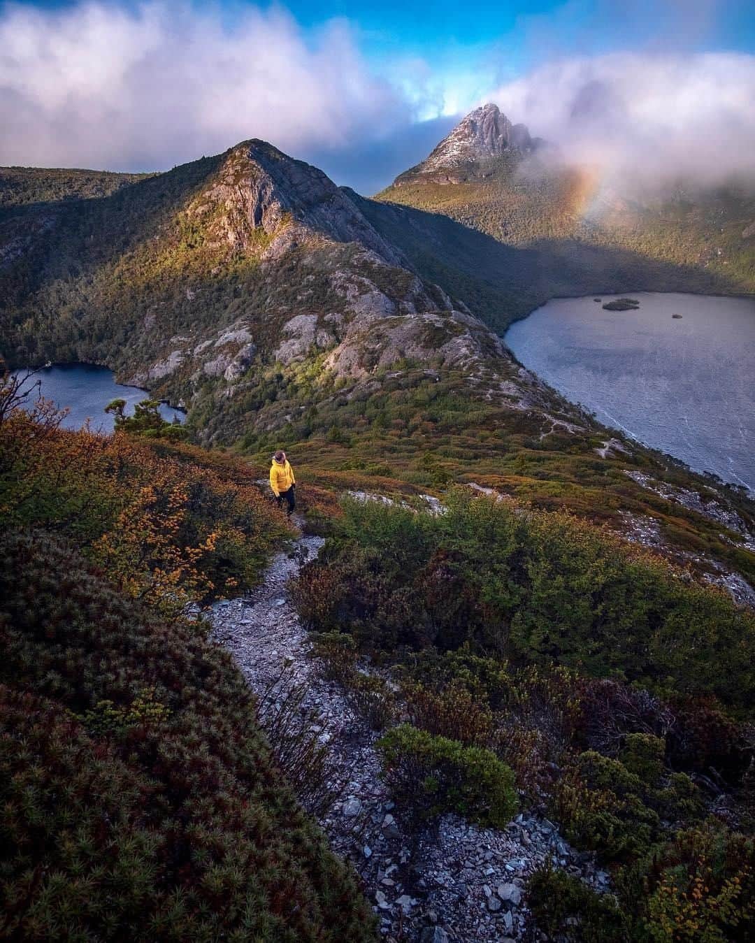 Australiaさんのインスタグラム写真 - (AustraliaInstagram)「Seeing a #rainbow over #CradleMountain really stopped us in our tracks! 😍 @tavishhhphoto was “seriously mind boggled” by this stunning part of @tasmania, which is two hours from #Launceston. Join the ‘Cradle Mountain huts walk’ with @greatwalksofoz’s @taswalkingco for a multi-day hike through the gorgeous scenery of this @visitcradlecoast national park; or book a wildlife tour with @australianwildlifejourneys’s @premiertraveltasmania if you want to focus on encountering the animals that call the park home.  #seeaustralia #discovertasmania #cradlecoast #landscapephotography #travel」8月2日 4時00分 - australia