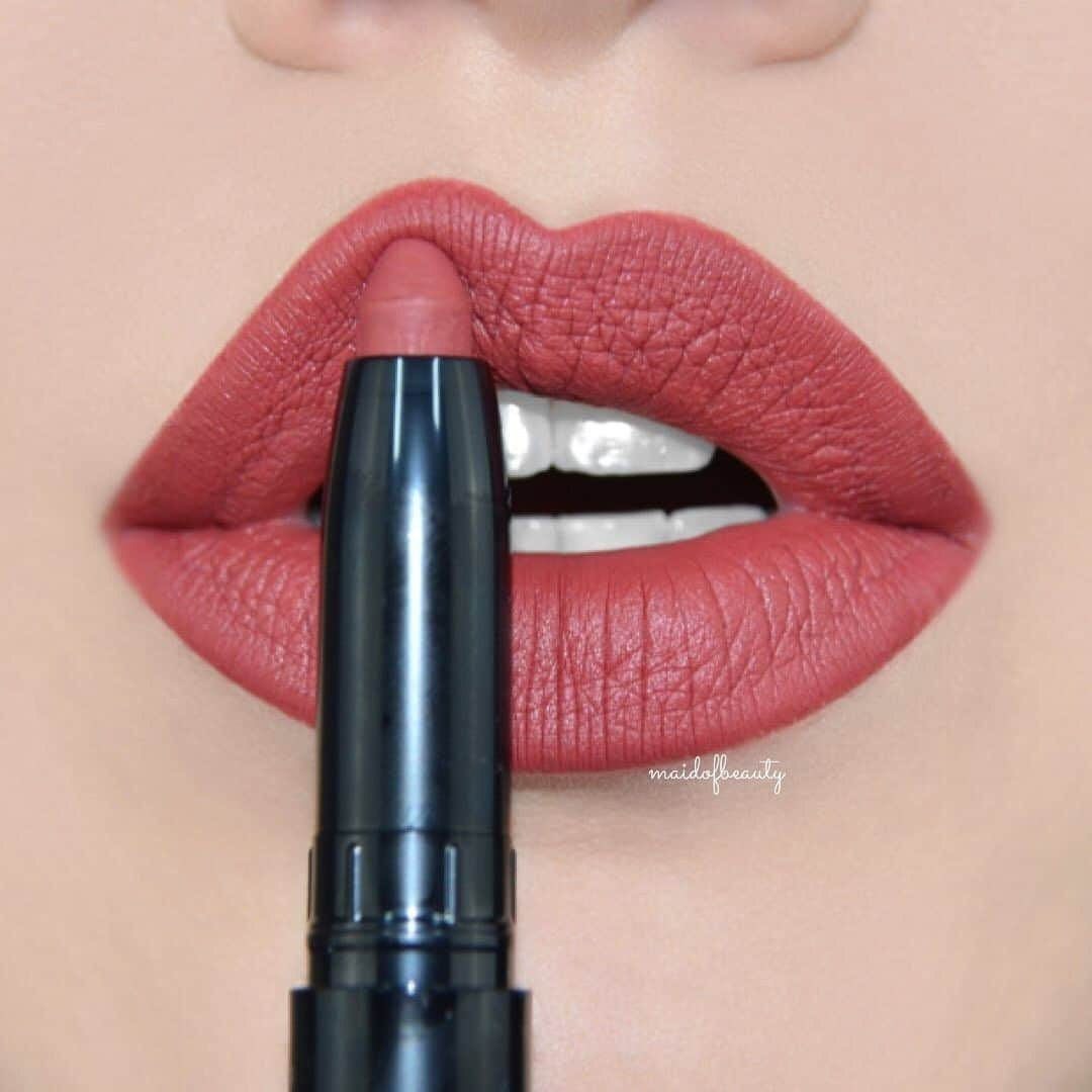 NYX Cosmeticsさんのインスタグラム写真 - (NYX CosmeticsInstagram)「Push it up 🎈💋 @maidofbeauty achieves this extra plumpy lip wearing our NEW Lip Lingerie Push-Up Long-Lasting Lipstick in 'Exotic' ($9) 💄 Available now nationwide 😘 || #nyxcosmetics #nyxprofessionalmakeup #crueltyfreebeauty」8月2日 4時14分 - nyxcosmetics