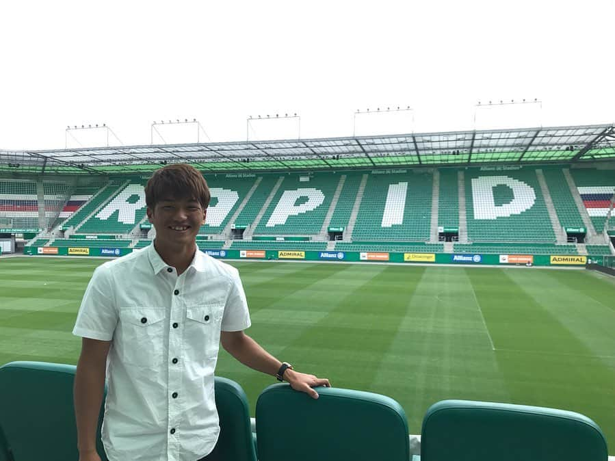 北川航也さんのインスタグラム写真 - (北川航也Instagram)「. 💚🇦🇹🇯🇵👍 . #SKRapid #skrapid1899  #koyakitagawa #32」8月2日 4時14分 - koya_kitagawa_23