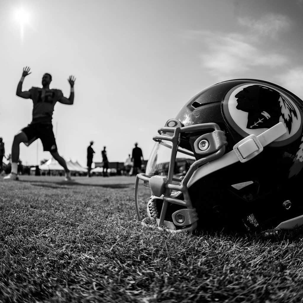 ワシントン・レッドスキンズさんのインスタグラム写真 - (ワシントン・レッドスキンズInstagram)「#SkinsCamp in ⚫️&⚪️」8月2日 4時18分 - commanders