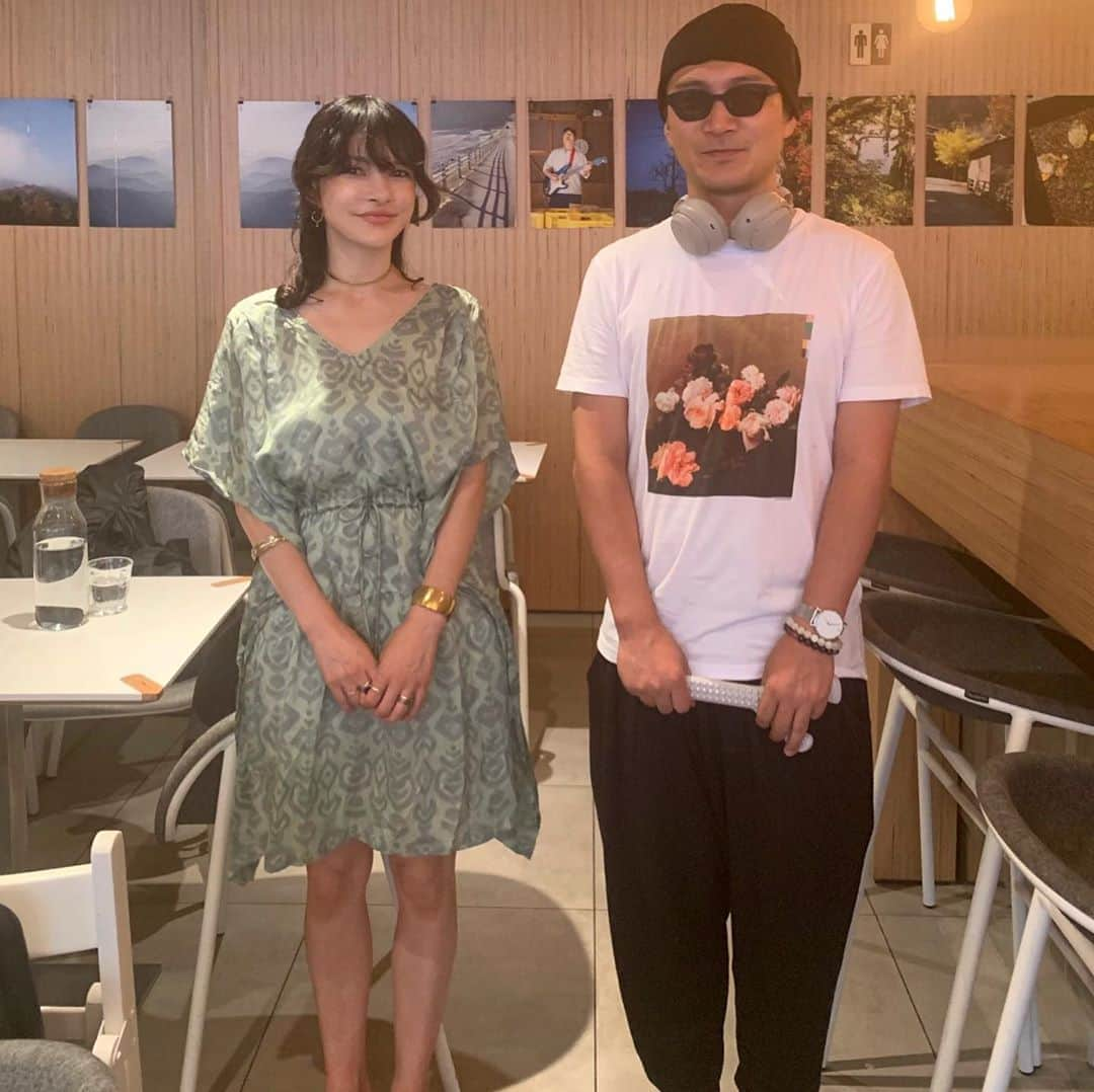 ノーマさんのインスタグラム写真 - (ノーマInstagram)「yuji の宇宙会議 in おパリ🤗 ゲスト参加させて頂き、フランス、ドイツ、日本からいらした皆さんと楽しい夜を過ごしました。 これからの星の動き、時代の変化、自分の道を豊かに生きる事とは、地球、未来まで話は膨らみ濃厚な時間だた！ circular economy を体現するyuji氏の #ゆじたび の今後も楽しみです。 thank yooooooou‼︎‼︎ @yujiscope  @okiramy_ & everyone who shared the exciting night 🌌♥️ #paris  #france #yujiの宇宙会議 #yujiの宇宙会議inparis  #nomatrip」8月2日 4時41分 - noma77777