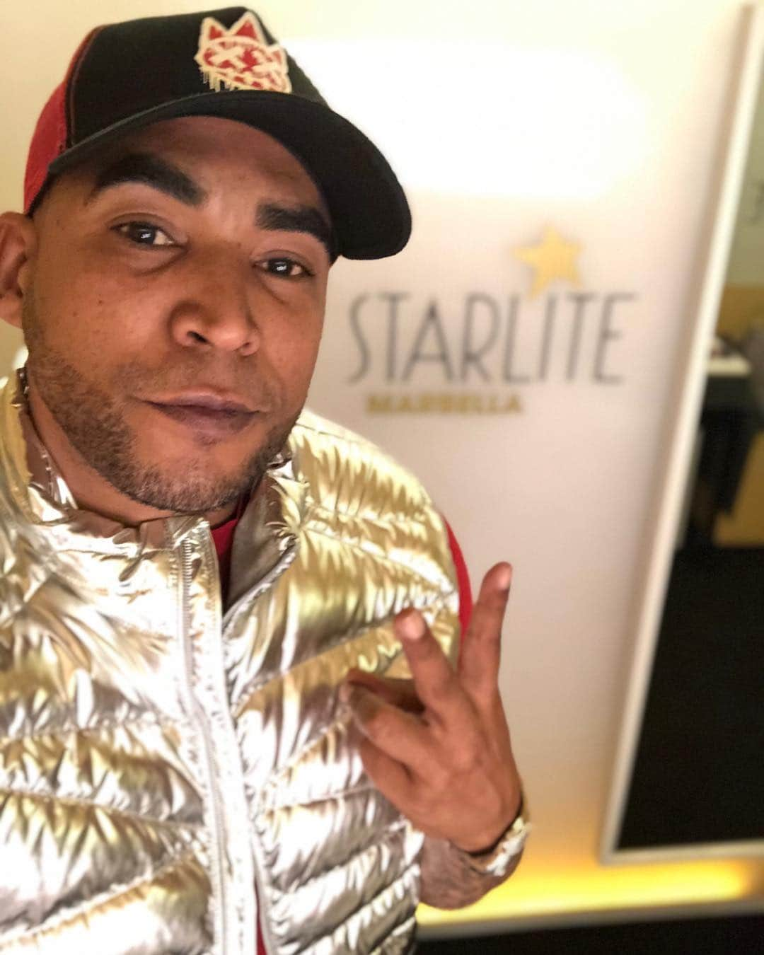 ドン・オマールさんのインスタグラム写真 - (ドン・オマールInstagram)「#Marbella #Starlite #Donomar #retroevolucion @arrowmanagement @arielrivas」8月2日 4時50分 - donomar