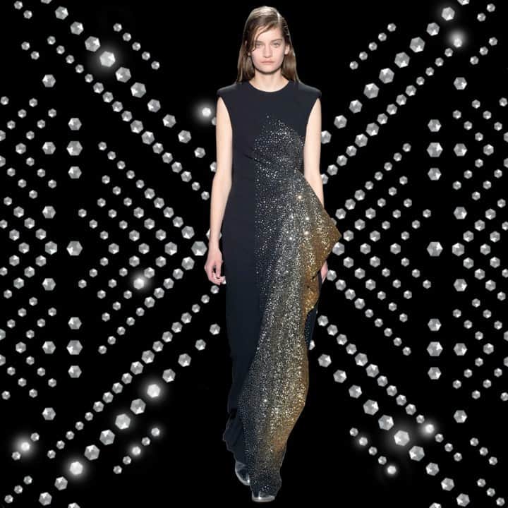 Saks Fifth Avenueのインスタグラム：「RUNWAY TO REALITY: Heavy metals of gold, silver and bronze stole the @driesvannoten runway show as the key element in their Fall 2019 Collection, available now for Pre-Order. #SaksStyle」