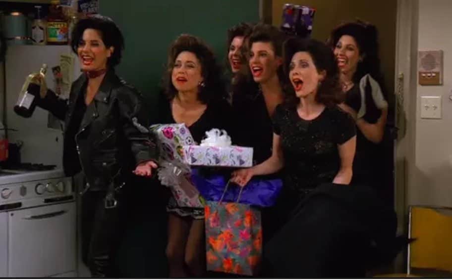 E! Onlineさんのインスタグラム写真 - (E! OnlineInstagram)「OH. MY. GOD. It's #NationalGirlFRIENDSDay so we're celebrating some of favorite ladies. (📷: NBC/Getty/Warner Bros.)」8月2日 6時36分 - enews