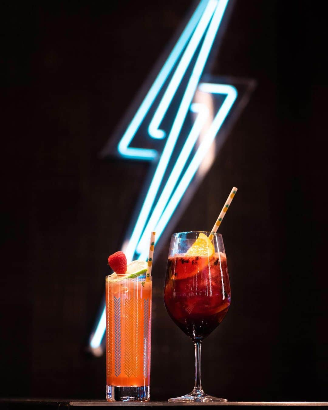 The Venetian Las Vegasさんのインスタグラム写真 - (The Venetian Las VegasInstagram)「Join us for a #ShakeOff TONIGHT at @ElectraLasVegas to benefit @cis_nevada. Pick your #cocktail and a portion of the proceeds will provide #BackToSchool supplies for local students in need. #FillTheBus19」8月2日 7時08分 - venetianvegas