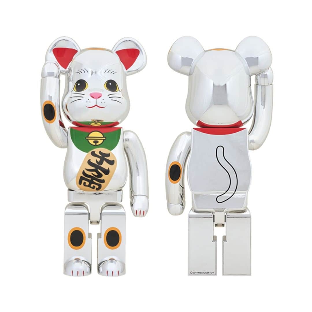 HYPEBEASTさんのインスタグラム写真 - (HYPEBEASTInstagram)「#hypeAF: @medicom_toy will be releasing a silver-plated “Beckoning Cat” BE@RBRICK for good fortune. Coming in 1000%, the shimmering metallic figure will be available via raffle from August 3 to 4 exclusively at the Tokyo Sky Tree Town Soramachi location for $492 USD. Head to the link in our bio for more details. ⁠ Photo: Medicom Toy」8月2日 18時00分 - hypebeast