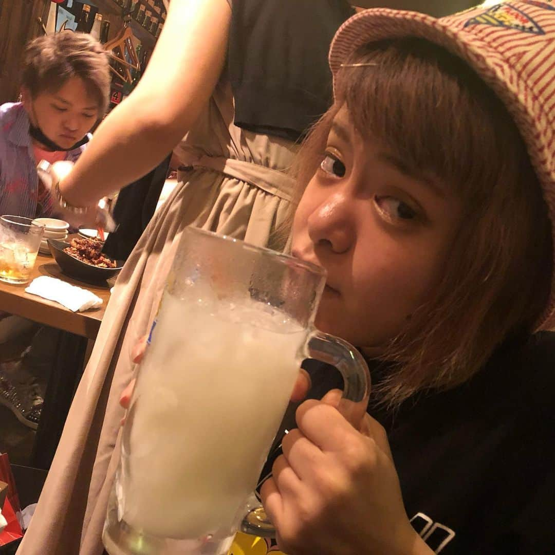 小石田純一さんのインスタグラム写真 - (小石田純一Instagram)「まちゅと乾杯。奥にYOSHI君。  #まちゅ #ものまね芸人 #ピン芸人 #芸人 #女芸人 #YOSHI 君 #マジシャンyoshi #乾杯 #飲み」8月2日 16時35分 - koishida.trendy