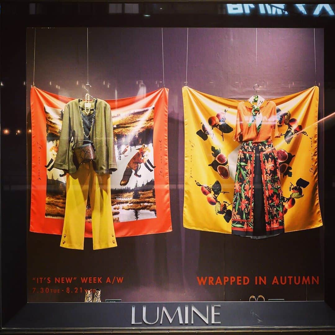 ルミネ公式のインスタグラム：「「“IT'S NEW” WEEK A/W WRAPPED IN AUTUMN」 7月30日〜8月21日 . 秋は植物、動物のみならず  人間にとっても実りの季節。 心身ともに充実した毎日を過ごすために、 自然とつながり、その力に身を包む。 都会で暮らしながらも、 豊かで美しい秋の恵みを楽しむための WRAPPED IN AUTUMNを提案します。 . #lumine #ルミネ#“IT'SNEW”WEEK#WRAPPEDINAUTUMN#2019AW #秋 #AUTUMN #ファッション #スカーフ #新作#NEWARRIVAL  #上西祐理」