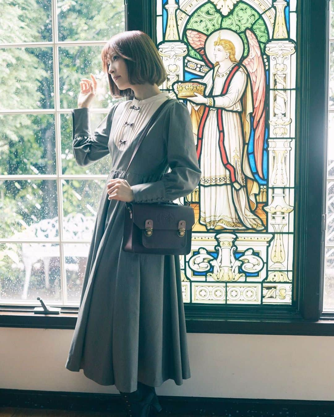 maisondefleur_pressさんのインスタグラム写真 - (maisondefleur_pressInstagram)「﻿﻿ ﻿﻿ 神田沙也加さん（ @sayakakanda ）が﻿﻿﻿ 手掛ける新レーベル、﻿﻿﻿ Maison de FLEUR Petite Robe canone﻿﻿﻿ デビュー記念﻿イベントについての﻿﻿ おさらいとチケット販売について♪﻿﻿ ﻿﻿ -------------------------------------﻿ ﻿﻿ ﻿﻿ 𝐌𝐚𝐢𝐬𝐨𝐧 𝐝𝐞 𝐅𝐋𝐄𝐔𝐑 𝐏𝐞𝐭𝐢𝐭𝐞 𝐑𝐨𝐛𝐞 𝐜𝐚𝐧𝐨𝐧𝐞﻿﻿﻿ Debut Event﻿﻿ - カノン交響楽団 -﻿﻿﻿ ﻿﻿ -------------------------------------﻿﻿﻿ ﻿﻿ イベントのテーマは” 交響楽団 ” ﻿﻿ ﻿﻿ 指揮者:神田沙也加﻿﻿ 演奏者:お客様﻿﻿ ﻿﻿ “ カノン交響楽団 ”をコンセプトに﻿﻿ 会場一体となって楽しめる﻿﻿ １日限定のイベントです！ ﻿﻿ ﻿﻿ ぜひこの機会に、﻿﻿ Maison de FLEUR Petite Robe canoneの﻿﻿ コンダクター・神田沙也加さんとの﻿﻿ 特別なひとときを通じ、﻿﻿ 素敵な世界観をお楽しみください🎵﻿﻿ ﻿﻿ ------------------------------------- ﻿﻿﻿ ﻿ 【 チケット販売に関しまして 】﻿ ﻿﻿ ﻿﻿ 公式通販ストライプクラブ にて﻿﻿ ‪8/3(sat)12:00〜8/8(thu)23:59‬﻿﻿ Maison de FLEUR Petite Robe canoneの﻿﻿ 先行予約を開始！！ ﻿﻿ ﻿﻿ 🎻ご予約対象商品は本日8/2(fri)‪17:00‬～﻿﻿ 公式通販ストライプクラブにて公開中♪﻿﻿ ﻿﻿ \\ さらに //﻿﻿ 期間中の予約特典として、﻿﻿ “カノン交響楽団”﻿﻿ チケット先行販売を実施いたします！﻿﻿ ﻿﻿ 🎼チケット先行販売﻿﻿﻿ ‪8/10(sat)12:00～8/15(thu)23:59‬﻿﻿ ※なくなり次第終了となります﻿﻿ ﻿﻿ ※Maison de FLEUR Petite Robe canoneを﻿﻿ ご予約した方限定の先行販売となります﻿﻿ ※対象者の方へは‪8/9(fri)‬夕方頃専用URLを﻿﻿ メールにて配信いたします﻿﻿ (ご注文いただいたメールアドレスへ﻿﻿ お送りいたします)﻿﻿ ※先行販売はメールに掲載されている﻿﻿ URLからのみご購入いただけます﻿﻿ ※チケットはお一人様2枚までのご購入となります﻿﻿ ※他の商品との同時購入、同梱はできません﻿﻿ ※お支払いはクレジットカードのみとなります﻿﻿ ※予約特典としてチケット先行販売対象となりますが上限に達し次第終了となります ﻿﻿ ﻿﻿ 🎼一般販売﻿﻿﻿ ‪8/16(fri)20:00〜﻿﻿﻿ ﻿﻿ ※無くなり次第終了となります﻿﻿﻿ ﻿﻿ ﻿【価格】﻿﻿﻿ ¥3,800+tax﻿﻿ ﻿﻿ -------------------------------------﻿﻿﻿ ﻿﻿ ﻿【開催日時】﻿﻿﻿ ‪‪2019/9/13(fri)20:00‬〜21:00﻿(予定)﻿﻿ ﻿﻿ 【開催場所】﻿﻿﻿ アーフェリーク白金(東京都港区白金台4-19-19)﻿﻿﻿ ﻿﻿ -------------------------------------﻿﻿ ﻿﻿ 【POP-UP SHOP】﻿﻿﻿ Maison de FLEUR 6th Birthday﻿﻿﻿﻿﻿﻿﻿﻿﻿﻿﻿ POP-UP SHOPもオープン！﻿﻿﻿﻿﻿﻿﻿﻿﻿﻿﻿ ‪2019/9/13(fri)15:00～19:30(同会場にて開催)﻿‬﻿﻿﻿﻿﻿﻿﻿﻿﻿﻿ ﻿﻿ イベントのために作られた﻿﻿﻿﻿ Maison de FLEUR Petite Robe canoneの﻿﻿﻿﻿ 新作も販売予定です♪﻿﻿﻿﻿ ※こちらはチケットをお持ちでない方でも﻿﻿ ご入場頂けます。﻿﻿ ﻿﻿ 皆様ぜひお気軽にお越しくださいませ！﻿﻿ ﻿﻿ お楽しみに♫﻿﻿ ﻿ ▽神田沙也加さん着用アイテム﻿ canone Retro One Piece ﻿ ▽着用カラー﻿ Brown ﻿ ﻿ ﻿﻿ #神田沙也加‬ #kandasayaka #conductor #fashion #newlabel #maisondefleurpetiterobe #maisondefleurpetiterobecanone﻿﻿﻿﻿﻿﻿﻿﻿﻿﻿ #maisondefleur #2019autumndebut #maisondefleur6bd #コンダクター #指揮者 #新レーベル #デビュー #2019秋﻿﻿ #イベント﻿ #アーフェリーク白金 #デビューイベント #カノン交響楽団﻿」8月2日 17時29分 - maisondefleur_press