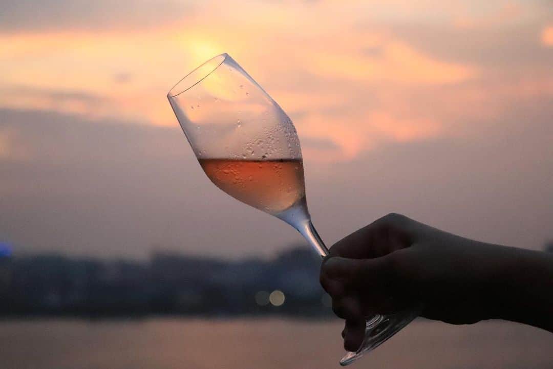 ワイン専門店エノテカ公式アカウントのグルメインスタ