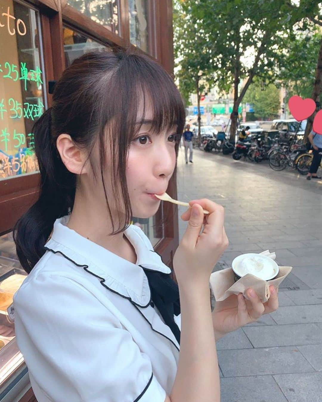 伊織もえさんのインスタグラム写真 - (伊織もえInstagram)「上海でジェラート食べたよ〜！ ココナッツ味(*`･ω･´) #伊織もえ #上海 #japanesegirl #cos」8月2日 17時48分 - moe_five