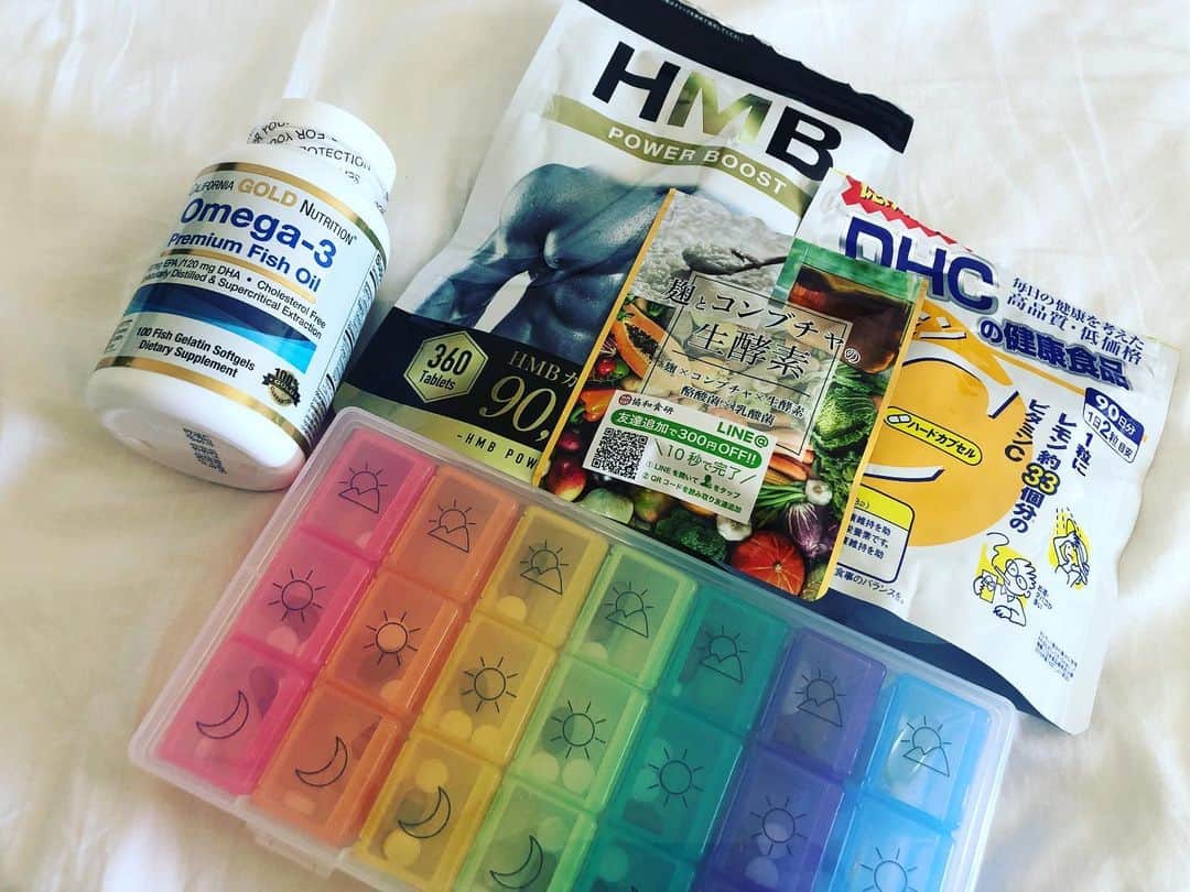 はねゆりのインスタグラム：「最近、この辺を飲みだしました💊 #health#sapriment」