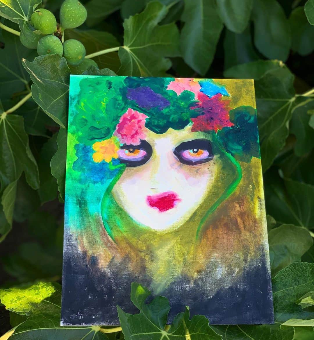 ローレン・ジャーマンのインスタグラム：「Smudging my figs off」
