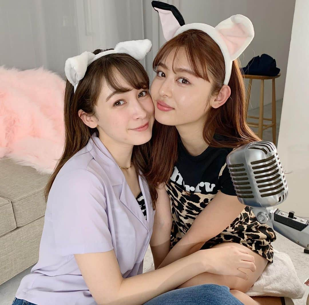 ViViさんのインスタグラム写真 - (ViViInstagram)「ViVi ASMR部ができましたー🎉🥳 YouTubeのViVichannelで ASMR動画をアップしていくよ💕 部員はサチと星夏❤️ 第一弾は、辛ラーメンを作りました😘 静かに作るはずが、まさかの アクシデント連続で爆笑注意です🤣 ハイライトから飛んでみてみてね‼️ どんな動画が見たいか、コメント待ってます💕 @sachi_fujii_official @starandsummer  #ViViASMR部 #vivi #netvivi #藤井サチ #古畑星夏 #辛ラーメン #asmr #部員募集中」8月2日 10時44分 - vivi_mag_official