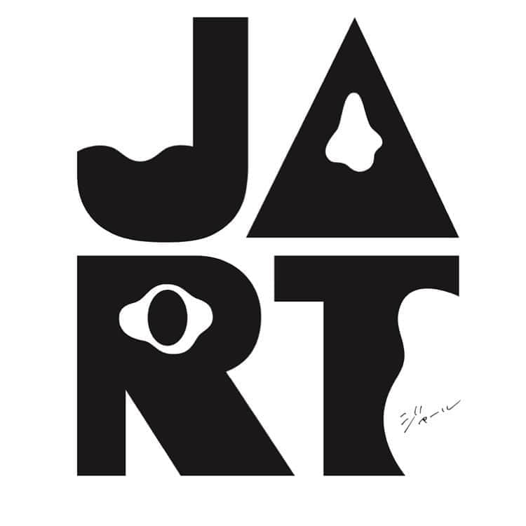 じゅんぺいさんのインスタグラム写真 - (じゅんぺいInstagram)「・ ・ JART(ジャール)というアートユニットとしてライブやらせてもらいます。  1部は去年の秋の単独ライブの再演！ 2部はジャルジャルの即興コントに渋谷慶一郎さんが即興で音楽を演奏する「超コント」！ 9/15 青山のスパイラルホールです！  JART（ジャール）とは  笑いとアートの融合を試みるユニット。  演者、作家、企画者などから構成される。 「それまで誰も見たことのない奴ら」という世界観で、  ジャンルを超越した表現を目指す。 ・ ■公演概要  JART presents「JARU JARU TOWER2018 ーsuper replayー」 ※この公演は2018年に行ったJARU JARU TOWER 2018のsuper replay（再演）になります。 【出演】ジャルジャル 【日時】9月15日（日）13:30開場　14:00開演 【会場】Spiral Hall（スパイラル3F） 【料金】全席指定　前売6,000円（税込）  JART presents「超コントPLUS feat.渋谷慶一郎」 【出演】ジャルジャル、渋谷慶一郎 【日時】9月15日（日）18:30開場　19:00開演 【会場】Spiral Hall（スパイラル3F） 【料金】全席指定　前売3,000円（税込） ・ ・ #jart #ジャール #ジャルジャル #倉本美津留 #渋谷慶一郎」8月2日 12時15分 - jarujaru_jjg