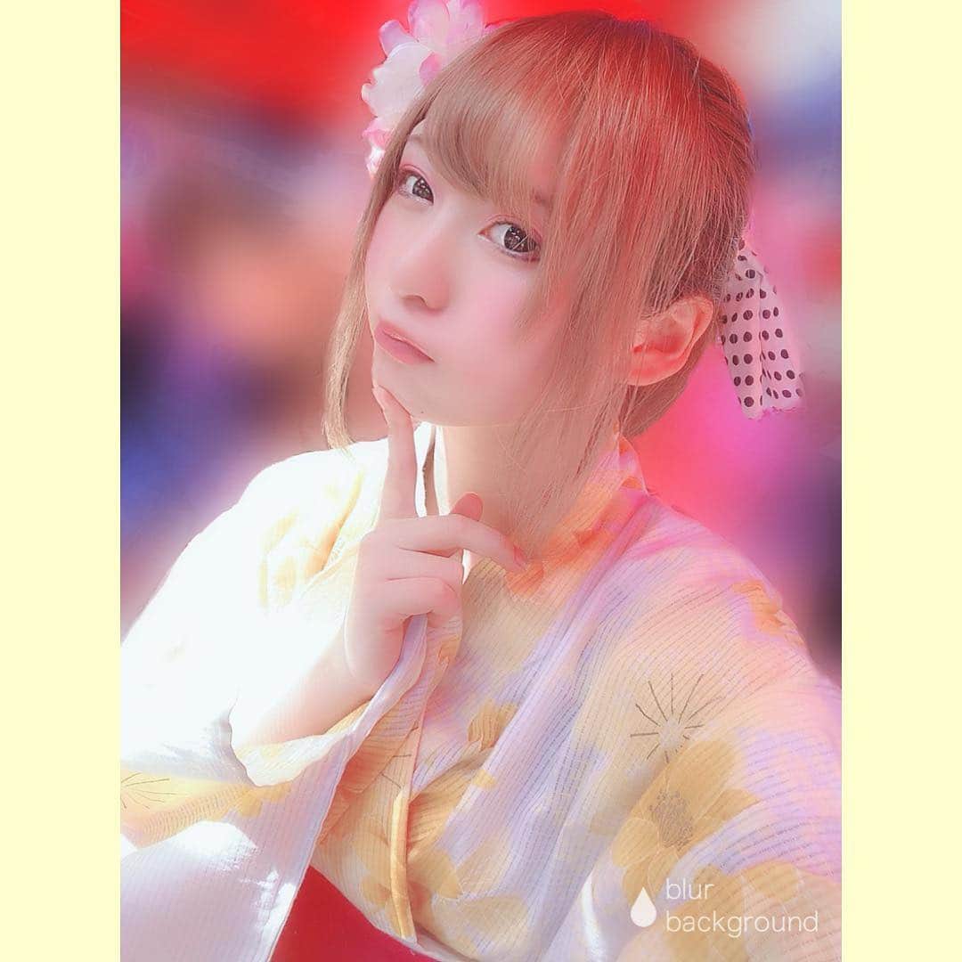 柊木りおのインスタグラム：「浴衣🏮👘🎆 Kimono 🏮👘🎆 #japanesegirl #japan #followme #likeforfollow #instagood #instagram #instalike #ショートヘア #ショートカット女子 #ショートカット #派手髪 #首輪女子」