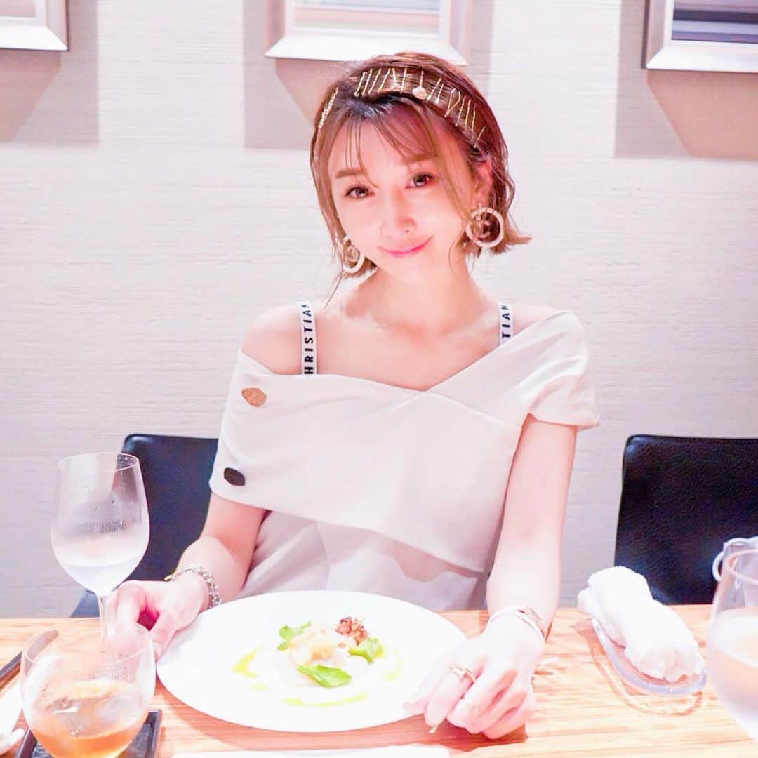 JUNKO（飯田順子）さんのインスタグラム写真 - (JUNKO（飯田順子）Instagram)「中華たかせ さんへ ・ お腹いっぱい🤤🤤 ・ 最近中華が好き❤️ ・ #中華#中華料理 #広東料理 #高瀬健一#jun__ko_gourmet」8月2日 13時30分 - jun__ko_