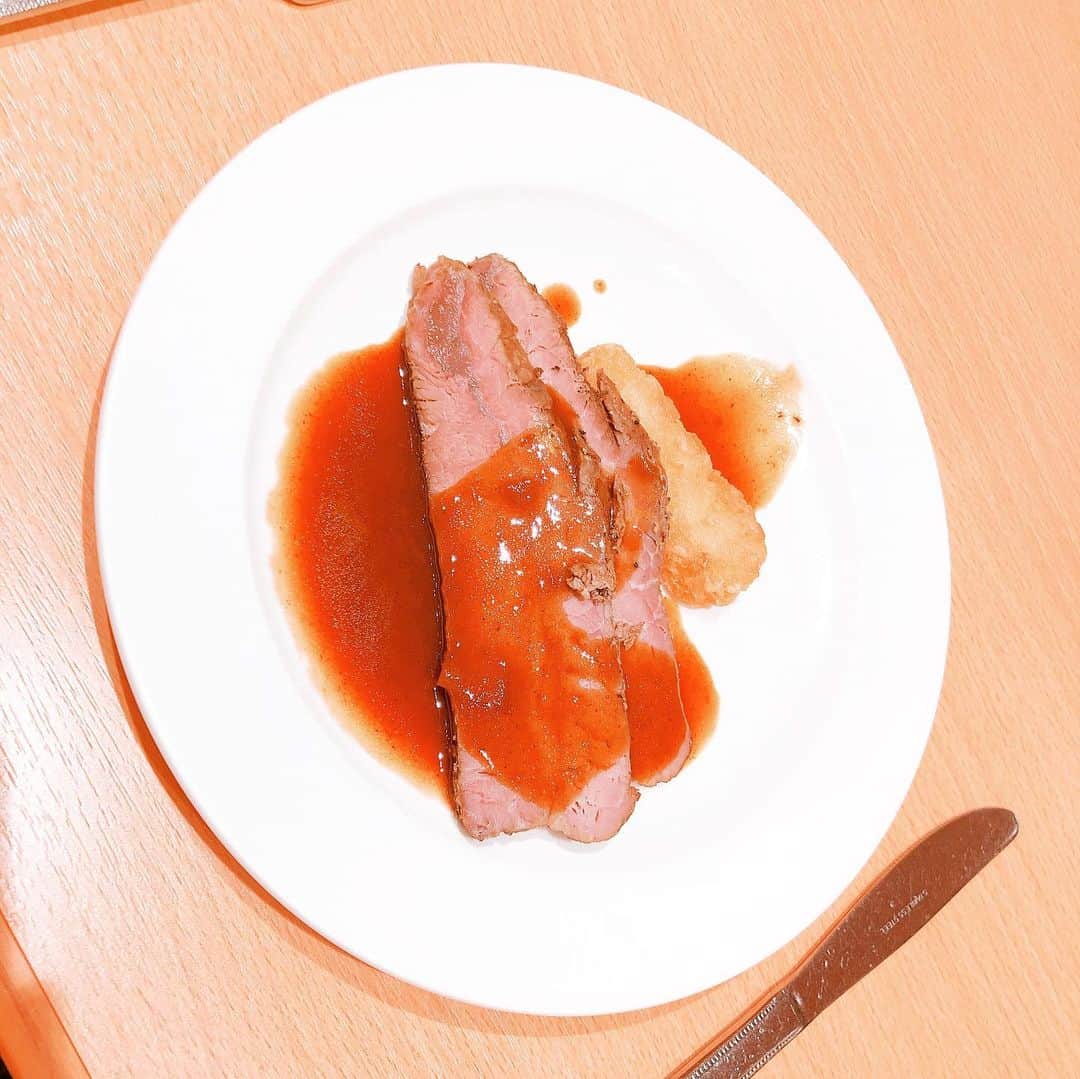 黒田照龍さんのインスタグラム写真 - (黒田照龍Instagram)「この2日で食べたもの合計でnankiroguramu#ハワイアンズ」8月2日 13時31分 - shou_999_scg