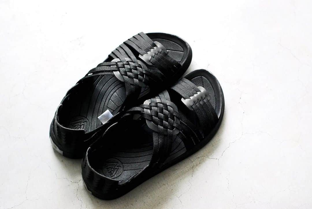 wonder_mountain_irieさんのインスタグラム写真 - (wonder_mountain_irieInstagram)「_ MALIBU SANDALS / マリブ サンダルズ “CANYON-NYLON WEAVE” ￥20,520- _ 〈online store / @digital_mountain〉 http://www.digital-mountain.net/shopdetail/000000004660/ _ 【オンラインストア#DigitalMountain へのご注文】 *24時間受付 *15時までのご注文で即日発送 *1万円以上ご購入で送料無料 tel：084-973-8204 _ We can send your order overseas. Accepted payment method is by PayPal or credit card only. (AMEX is not accepted)  Ordering procedure details can be found here. >>http://www.digital-mountain.net/html/page56.html _ 本店：#WonderMountain  blog>> http://wm.digital-mountain.info/blog/20190612/ _ #MALIBUSANDALS #マリブサンダルズ _ 〒720-0044 広島県福山市笠岡町4-18  JR 「#福山駅」より徒歩10分 (12:00 - 19:00 水曜定休) #ワンダーマウンテン #japan #hiroshima #福山 #福山市 #尾道 #倉敷 #鞆の浦 近く _ 系列店：@hacbywondermountain _」8月2日 13時49分 - wonder_mountain_