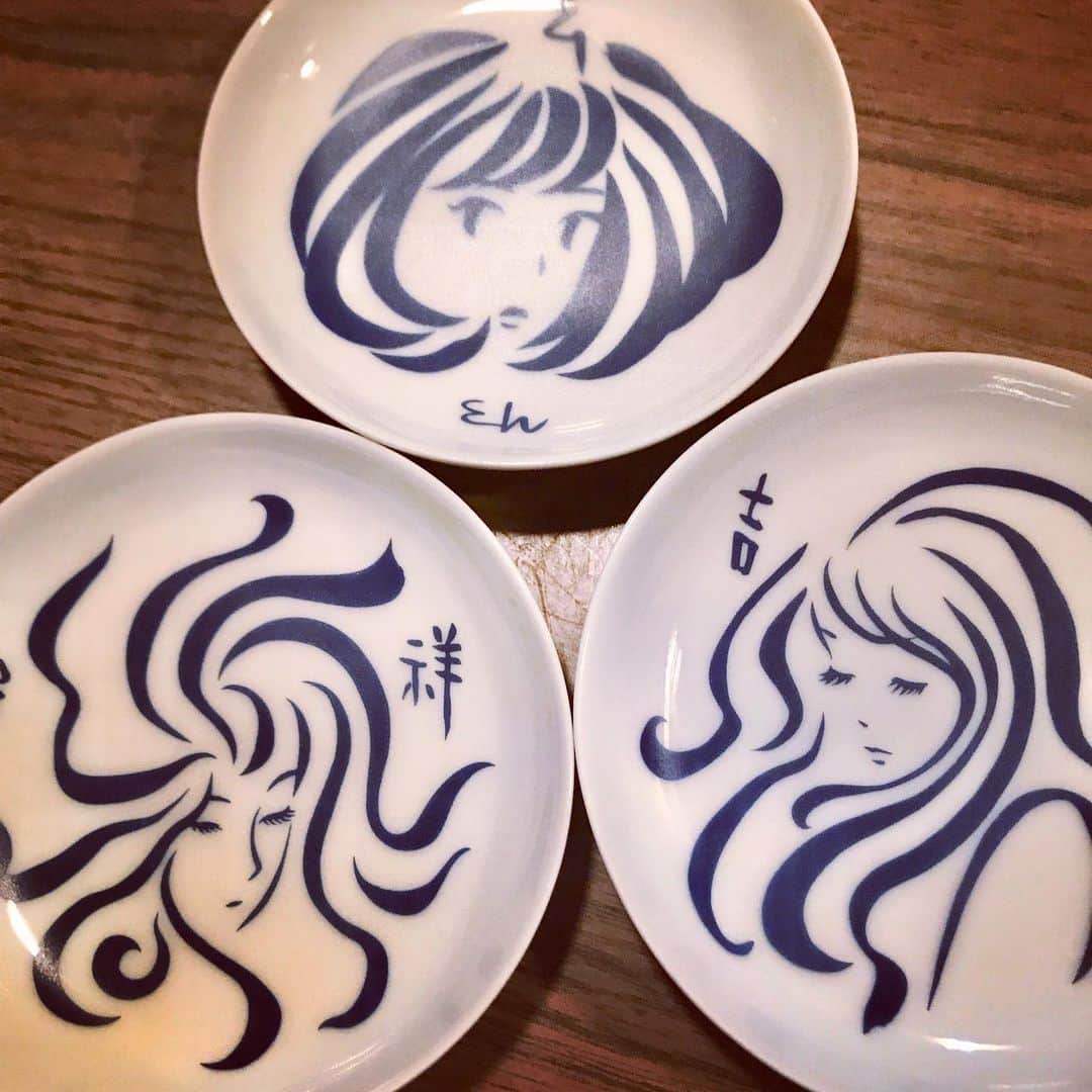 のインスタグラム：「玄関食堂の豆皿の見本出来てきたのでチェック。」