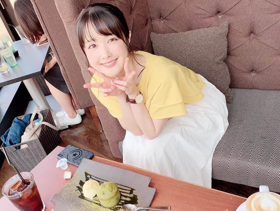 髙橋明日香さんのインスタグラム写真 - (髙橋明日香Instagram)「あいぴーこと嘉陽愛子ちゃんと焼肉ランチ。 からの、カフェでまったりお茶。  いつ会っても顔ちっちゃくて可愛いすぎるよ、このお姉さん。 たくさん喋った〜(*´◡｀​*)」8月2日 14時05分 - asuka_takahashi1019