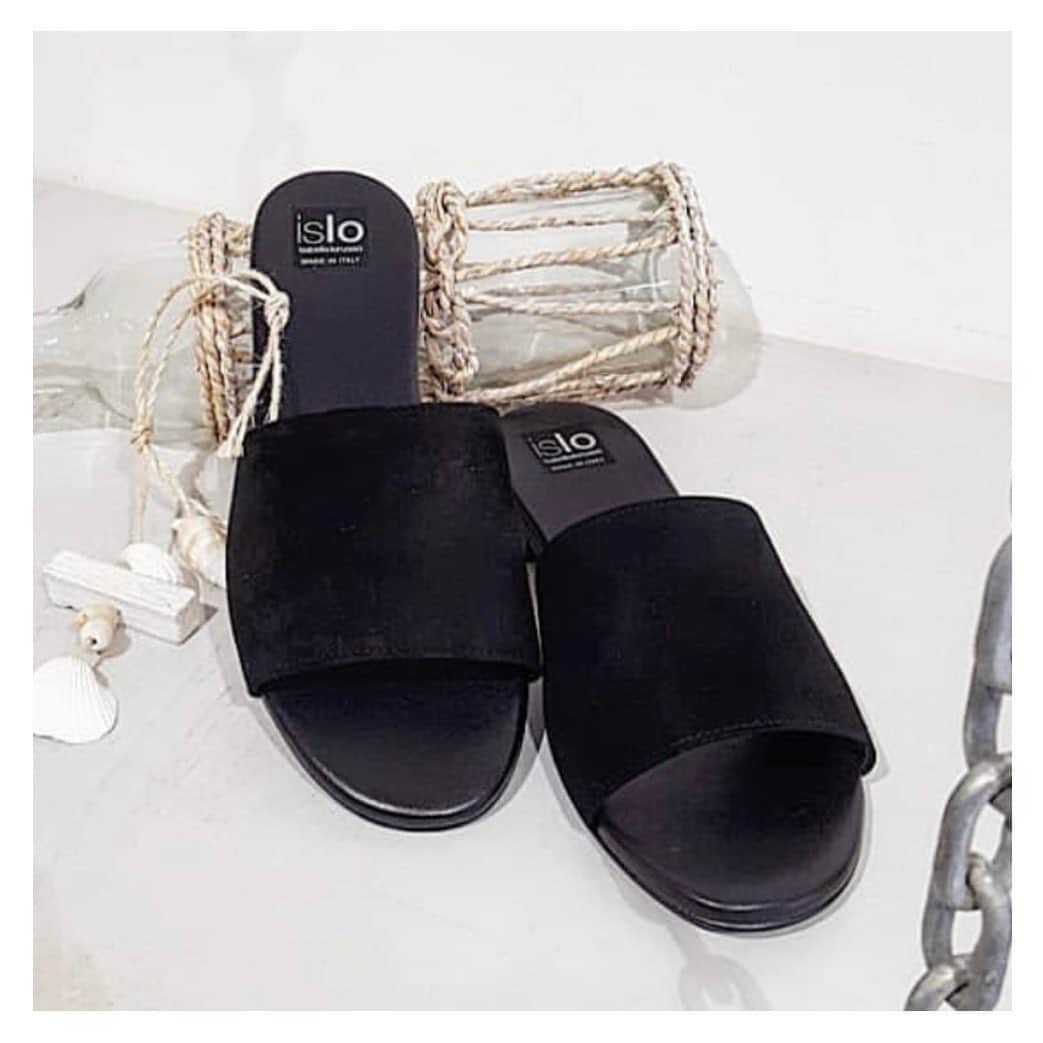 のインスタグラム：「#islo #isloisabellalorusso #isloshoes #islo #sandals #sandali #suede #summer #shop #retailer  #rivenditore #vignola #rivenditoreautorizzato #fashion #style #madeinitaly #shoponline #shopping #paul #saldi #sales #staytuned」