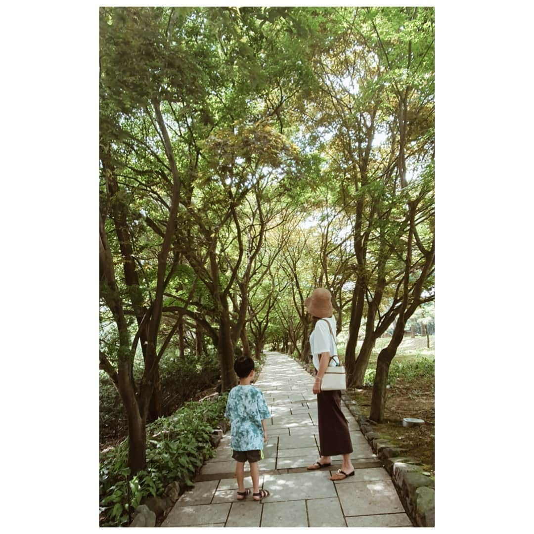 ソ・ユジンさんのインスタグラム写真 - (ソ・ユジンInstagram)「여기 너무 좋다 ~~🌿🌿🌿 #벽초지수목원」8月2日 15時18分 - yujin_so