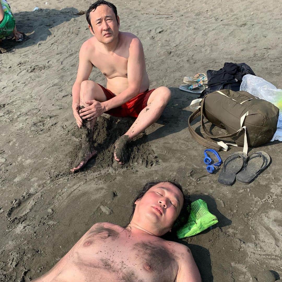 のインスタグラム：「イケメン達の夏。 海の王子様。  #イケメン #江の島 #江ノ島」