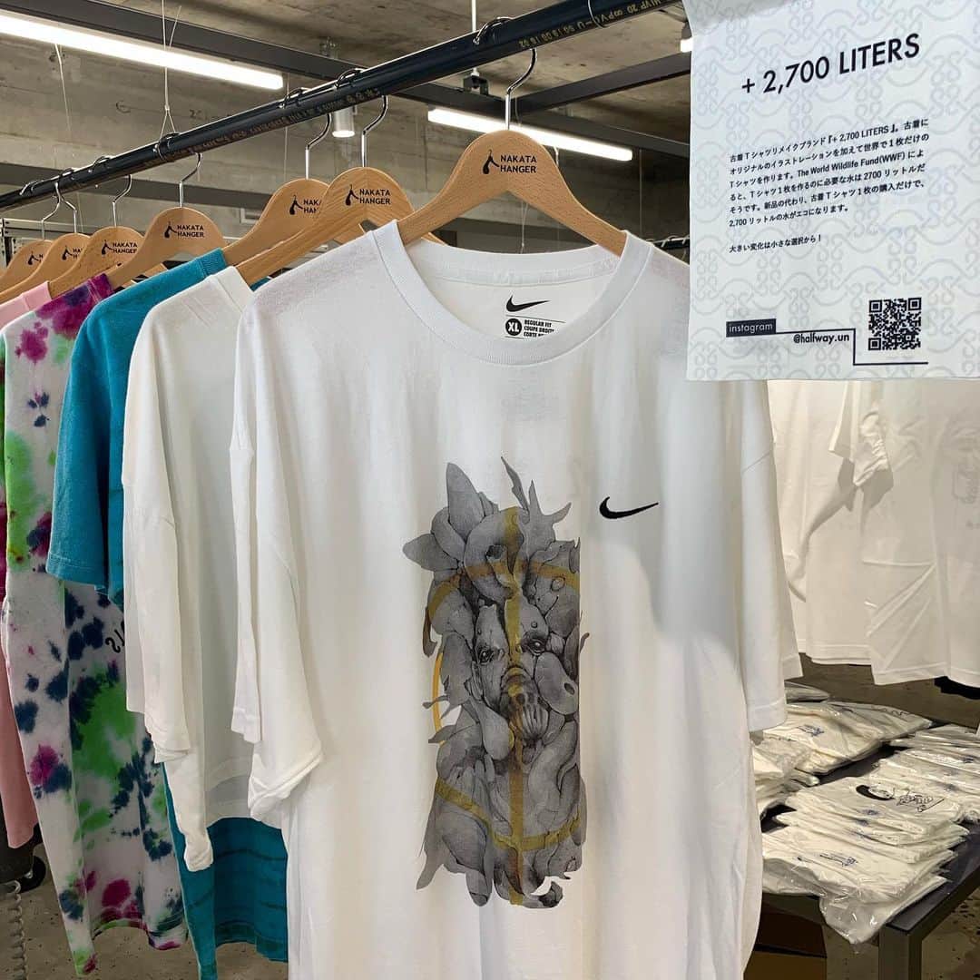 松尾貴史さんのインスタグラム写真 - (松尾貴史Instagram)「8/2.3.4の三日間、#原宿 近くの「 #and Made 」（渋谷区千駄ヶ谷 3-34-3）で開催中のイベント。数百種のユニークなオリジナルTシャツが。 下北沢「般°若（パンニャ）」の般若Tシャツも販売しています。 入場無料、11時〜21時。  #andmade #副都心線 #北参道 #中央線 #千駄ヶ谷  #tシャツ」8月2日 15時55分 - kitsch.matsuo