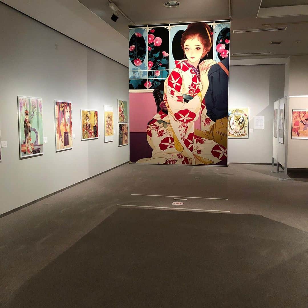 マツオヒロミのインスタグラム：「岡山県新見市の新見美術館で展覧会を開催中です。」