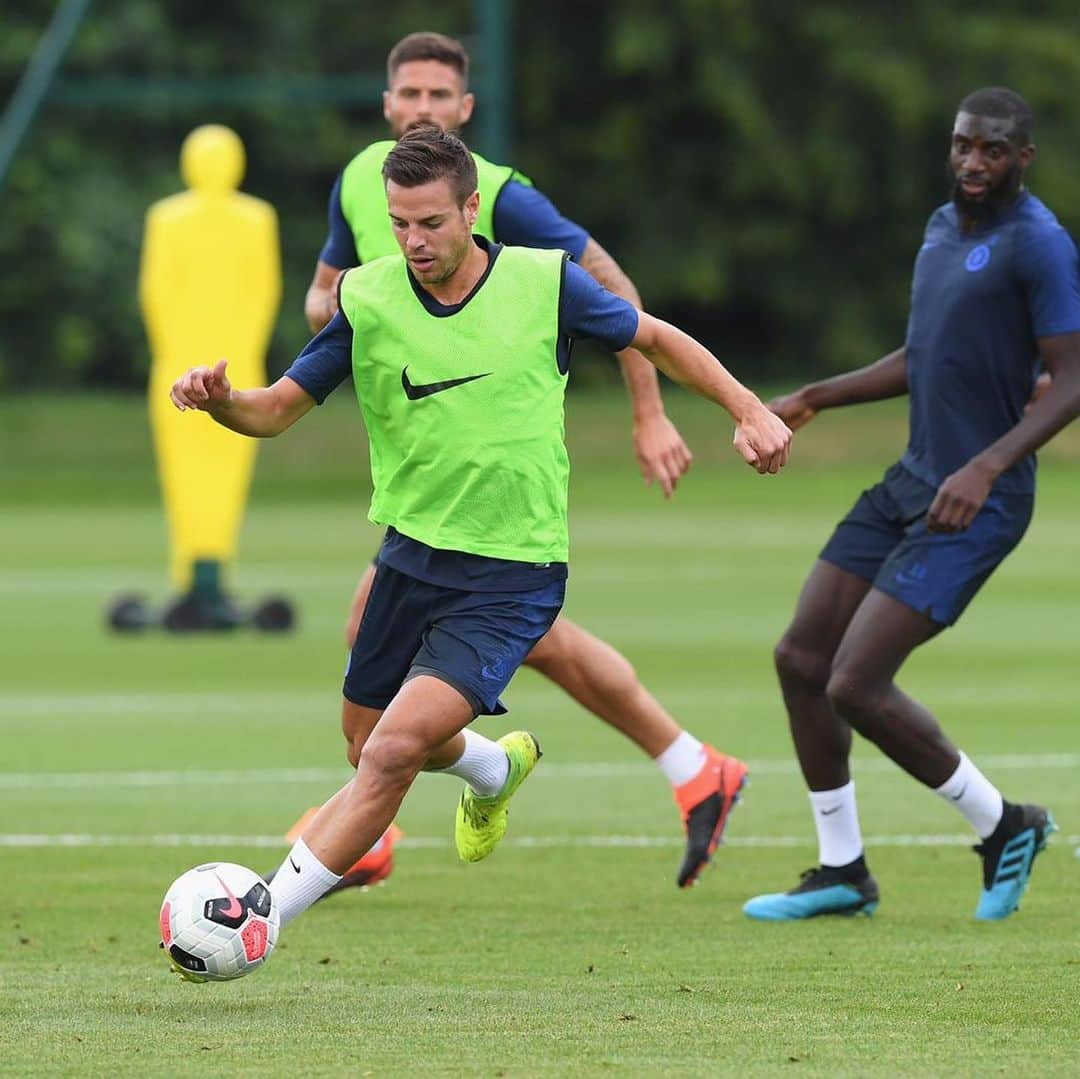 セサル・アスピリクエタさんのインスタグラム写真 - (セサル・アスピリクエタInstagram)「Final training before our last pre-season game vs @borussia 🤝 #CFC」8月3日 1時53分 - cesarazpi