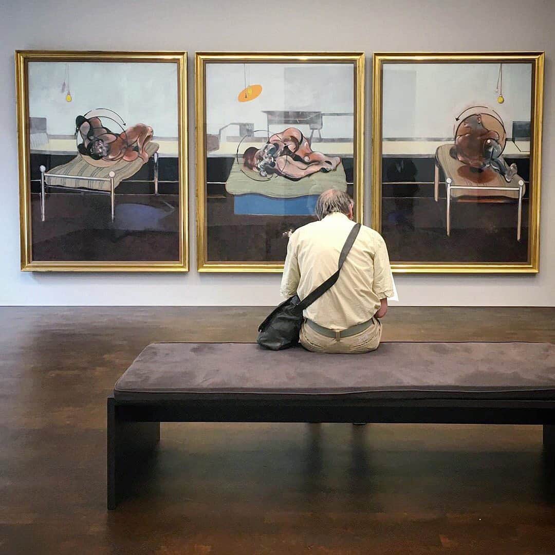 ガゴシアン・ギャラリーさんのインスタグラム写真 - (ガゴシアン・ギャラリーInstagram)「#FrancisBaconCouplings: An exhibition of Francis Bacon's double-figure paintings closes tomorrow at Gagosian, Grosvenor Hill, London. Go check it out before it's too late and follow the link via our bio to learn more. __________ #FrancisBacon #Gagosian #Repost: @annabrady100; Artwork © The Estate of Francis Bacon. All rights reserved, DACS 2019」8月3日 2時02分 - gagosian