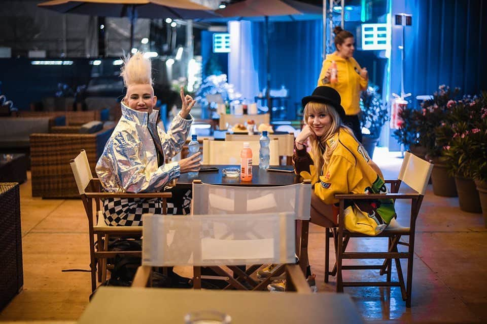 NERVOさんのインスタグラム写真 - (NERVOInstagram)「Take a guess, what do you think we are about to order? 🤔」8月3日 2時02分 - nervomusic