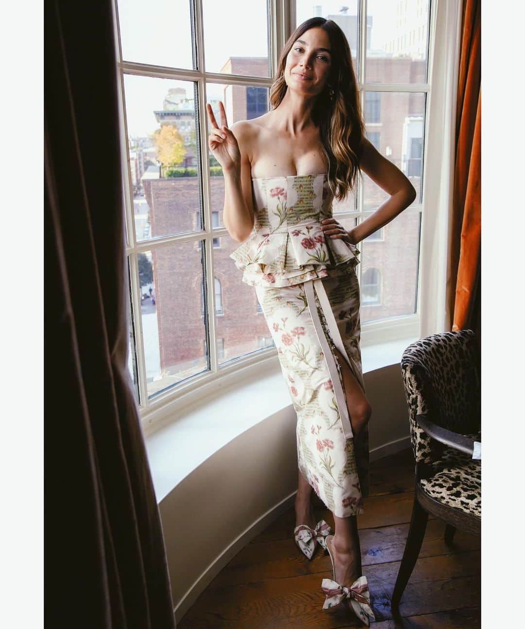 リリー・オルドリッジさんのインスタグラム写真 - (リリー・オルドリッジInstagram)「Happy Friday 💕✌🏽」8月3日 2時30分 - lilyaldridge