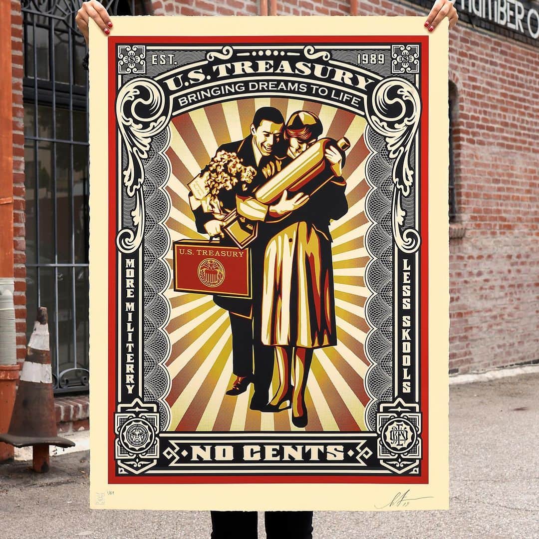 Shepard Faireyさんのインスタグラム写真 - (Shepard FaireyInstagram)「PROUD PARENTS AVAILABLE TUESDAY, AUGUST 6TH!⁠⠀ ⠀⠀⠀⠀⠀⠀⠀⠀⠀⁠⠀⁠⠀⠀⁠⠀ The next print in the "Facing the Giant: Three Decades of Dissent" print series is "Proud Parents." Here's how co-curator Pedro Alonzo explains the work:⁠⠀ Motivated by his long-held interests in using art to encourage critical awareness and dissent, in this print the artist co-opts the aesthetic of currency and popular tropes of the middle class to render a dystopian view of the American family. Created during the second term of the George W. Bush presidency, this print questions the increasingly skewed national values of this country and the role of money in furthering that condition.⁠⠀ ⠀⠀⠀⠀⠀⠀⠀⠀⠀⁠⠀⁠⠀⠀⁠⠀ With a deliberately vintage design, a couple cradles a bomb as if their child. Their loving and optimistic display, however, is surrounded by verbal puns that undermine their position and future. The family unit is consumed by a government that sponsors a nonsensical American scene, interested in investing more in the military instead of education.⁠⠀ ⠀⠀⠀⠀⠀⠀⠀⠀⠀⁠⠀⁠⠀⠀⁠⠀ Proud Parents. Serigraph on Coventry Rag, 100% Cotton Custom Archival Paper with hand-deckled edges. 30 x 41 inches. Signed by Shepard Fairey. Numbered edition of 89. Comes with a certificate of authenticity. $900. Available Tuesday, August 6th @ 10 AM PDT at store.obeygiant.com/collections/prints. Max order: 1 per customer/household. *Orders are not guaranteed as demand is high and inventory is limited.* Multiple orders will be refunded. International customers are responsible for import fees due upon delivery.⁣ ALL SALES FINAL.」8月3日 3時03分 - obeygiant