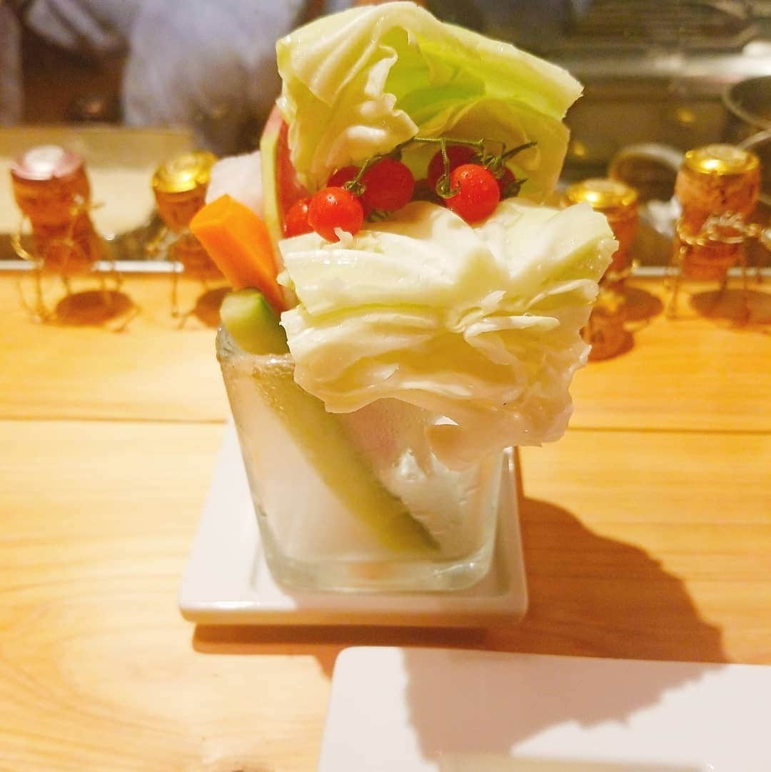 望月未来さんのインスタグラム写真 - (望月未来Instagram)「美味しかった串揚げ🍹 トリュフの串揚げが凄く美味しい(^-^) 最近美味しいものいっぱい食べれて激ヤセから戻ってきた🙆 冬に仕事再開するから美味しいもの食べ過ぎて激太りしないように注意しよ~😃 #串揚げ #串揚げ名古屋 #名古屋グルメ #名古屋ディナー #トリュフ #海老」8月2日 18時37分 - mochizukimirai