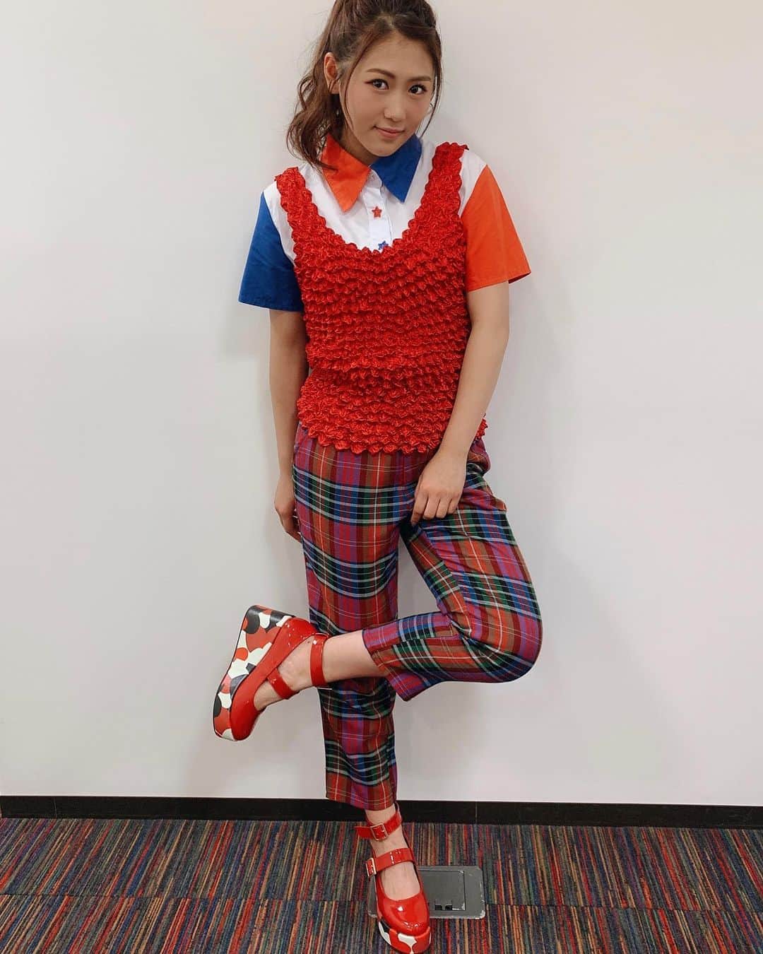 西野未姫さんのインスタグラム写真 - (西野未姫Instagram)「❤️💙❤️💙 #衣装 #かわいい #キッズモデルみたい #どうですか」8月2日 18時53分 - nishinomiki_official