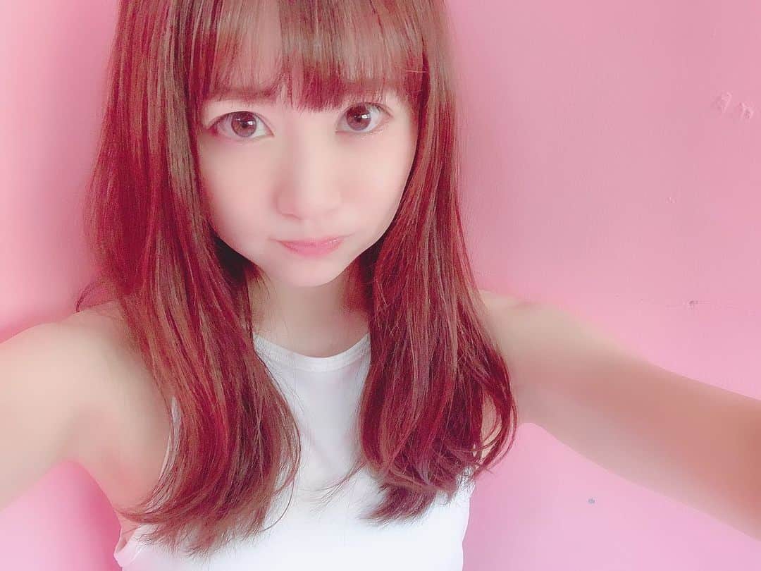 浜田翔子さんのインスタグラム写真 - (浜田翔子Instagram)「pinkの壁すき。 #DVD」8月2日 19時40分 - shoko_hamada