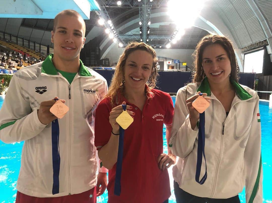 カティンカ・ホッスーさんのインスタグラム写真 - (カティンカ・ホッスーInstagram)「World Cup, Tokyo, 1st stop (a hetedik!!! vilagkupa sorozatom kezdődött ma...) 200 fly 2:07,1 1st  Team Hungary Rules again 🇭🇺 @zsuzsubell @sabo_sebastian」8月2日 20時17分 - hosszukatinka