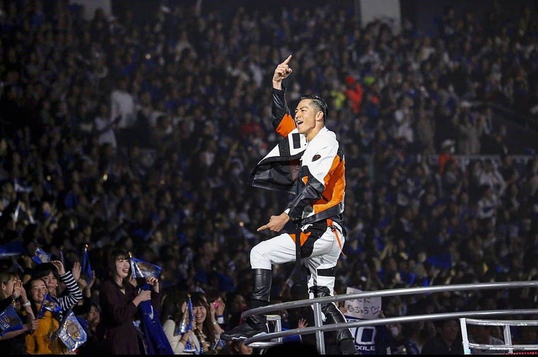 のインスタグラム：「All for The Future of EXILE  All for EX Family... #EXILE #StarOfWish」