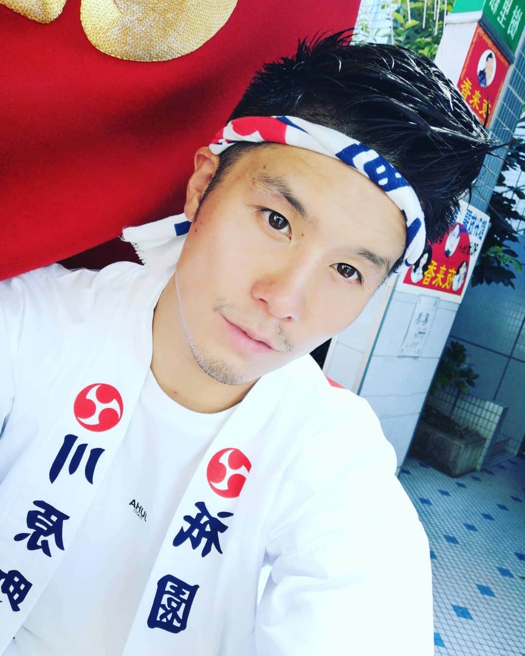 のインスタグラム：「【いざ、祇園祭へ！】 地元、大分県日田市の祇園祭。 ユネスコ無形文化遺産に認定されました。  ５年ぶりに川原町の祇園山鉾に乗せて頂きました！ いつもありがとうございます！  #梅川壱ノ介  #日田祇園 #祇園祭 #ユネスコ無形文化遺産  #日田市 #まつり  #夏祭り #男 #夏」