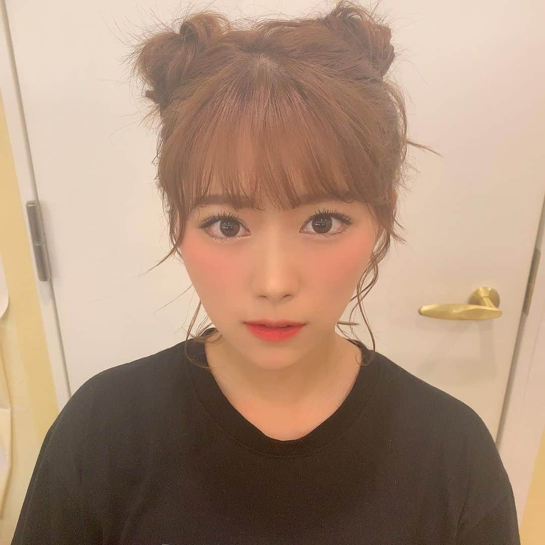 山内鈴蘭さんのインスタグラム写真 - (山内鈴蘭Instagram)「🧸🧸🧸💕 ． ． #ヘアアレンジ #ミディアム #ミディアムヘアアレンジ  #くまさん #くまさんヘア」8月2日 21時44分 - xxsuzuranxx