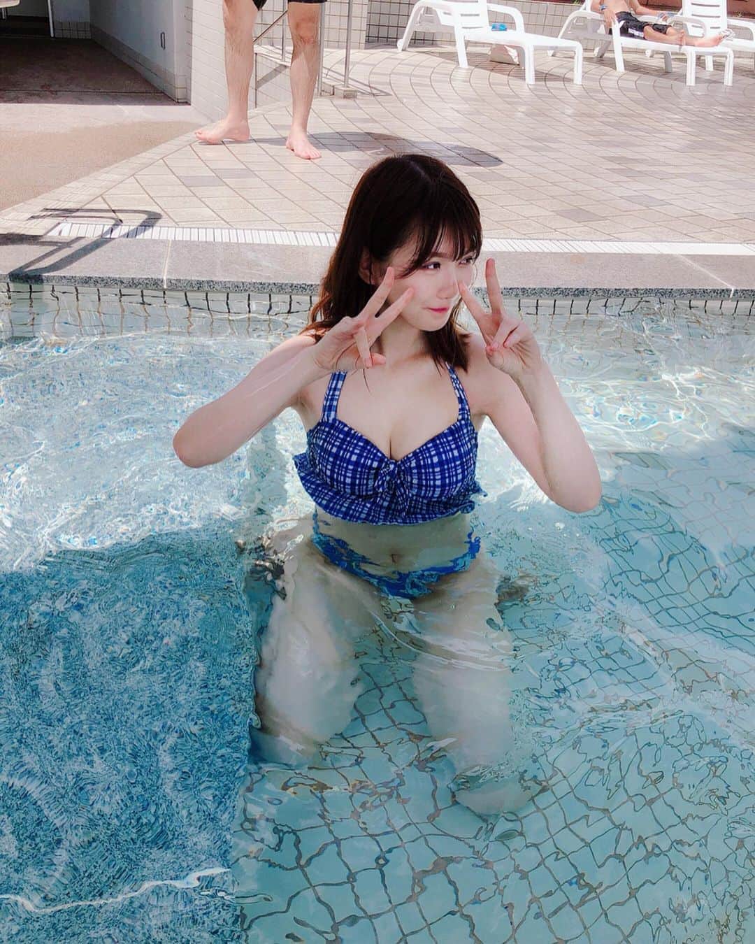 平口みゆきのインスタグラム：「実はまだお写真あるのよん . . . 見飽きてない？🥵 . . . #水着 #夏 #プール #pool #swim #swimmer #swimwearph #👙 #🏊‍♂️ #熱海 #旅行 #trip #summer #☀️#笑顔 #smile #平口みゆき #hiraguchimiyuki」