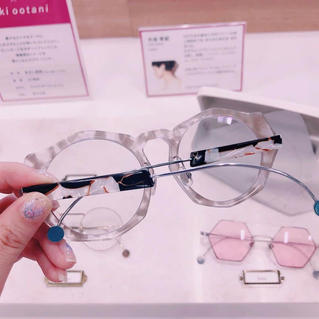 Etsuna otsukAさんのインスタグラム写真 - (Etsuna otsukAInstagram)「「Zoff TOKYO SHOWCASE -2019 A/W COLLECTION-」Zoff秋冬展示会👓✨新作可愛すぎて楽しみにしてます✨ #zoff #zoffeyewear」8月2日 21時51分 - etsunaotsuka