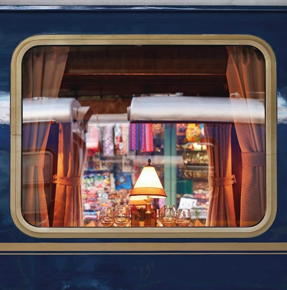 LVMHさんのインスタグラム写真 - (LVMHInstagram)「🌞 Your daily dose of « art de vivre » continues in the midst of summer with our Maisons.  @Belmond Hiram Bingham gets right to the vibrant heart of the Inca Empire. The Observation Car offers all the warmth of a classic saloon, with live musicians and animated storytelling. Set off and create your own story. _ #Belmond #TheArtOfBelmond #BelmondTrains #LVMH #summerdays #Summer2019」8月2日 22時19分 - lvmh