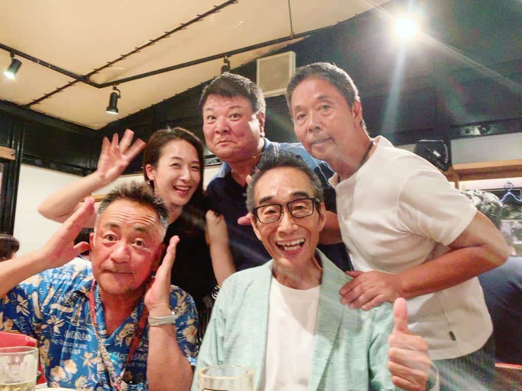 のインスタグラム：「秋元康さんプロデュース「あの世の宴会」 観てきました😆 あぁ、面白かった〜〜〜〜 芸能界の一線で活躍するって、本当に凄いことなんだなぁ。 皆さん口を揃えて仰るのは、 やはり「続けることが大事」✨✨ ありがとうございました！！ . #せんだみつお さん #ビリーバンバン菅原進 さん #乱一世 さん #桂竹丸 さん . #朗読劇」