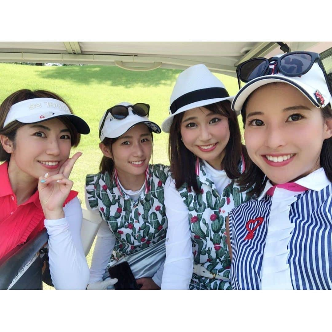 Alyssaさんのインスタグラム写真 - (AlyssaInstagram)「#アルチビオカップ に参加してきました⛳️💓 * 35度の猛暑の中、かわい子ちゃん達と元気にラウンド👩‍👩‍👧‍👧 ついに初同伴 @ogawa.marina パイセン😍 前回アルチビオカップで同組の美女 @hrmymmt ちゃん はじめましての癒し系美女 @tsutsui.moeko.o ちゃん みんな良い子達でとっても楽しかった♬ * ゲストは @hinogolf さん & @arisan_days ちゃん 何度拝見しても華やかなお二人🥰 * 全身アルチビオな人が沢山いて、アルチビオ愛に溢れてました💓 また次回も参加したいなぁ😌 * #汗かきすぎて前半と後半でお着替えしました笑 #instagolf #golstagram #골프스타그램﻿﻿﻿ #ゴルフ #golf #골프 #ゴルフ女子 #女子ゴルフ  #アルチビオ #archivio #アルチビオ杯 @archivio.official」8月2日 22時47分 - alyssa_golf