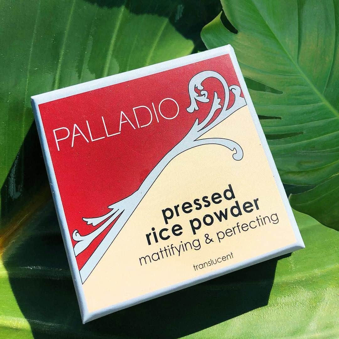 Palladio Beautyさんのインスタグラム写真 - (Palladio BeautyInstagram)「Rice Pressed Powder is known for its oil-absorbing properties and ability to lock in makeup so that it lasts all day 🤩 This silky and lightweight pressed powder can be used alone or over makeup. Comes in a convenient compact with mirror, perfect for on-the-go touchups! 🛩️ Shop Now link in bio 💕👌 #PalladioBeauty #RicePowder #CrueltyFreeBeauty」8月2日 23時03分 - palladiobeauty